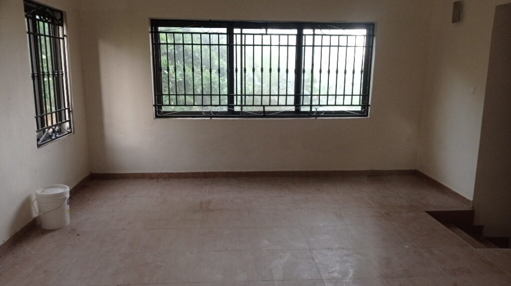 WhatsApp Image 2025-12-05 at 10.10.49 (1)